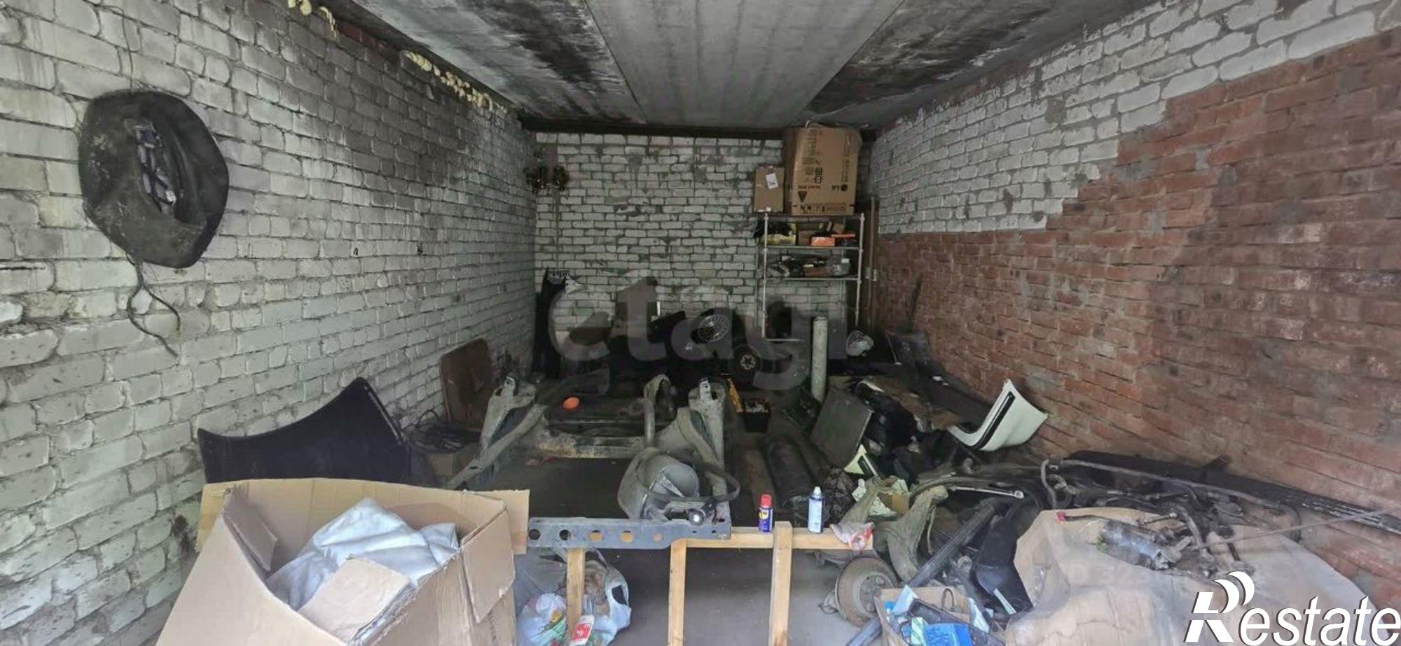 Купить гараж, место в паркинге за 593 433 рублей