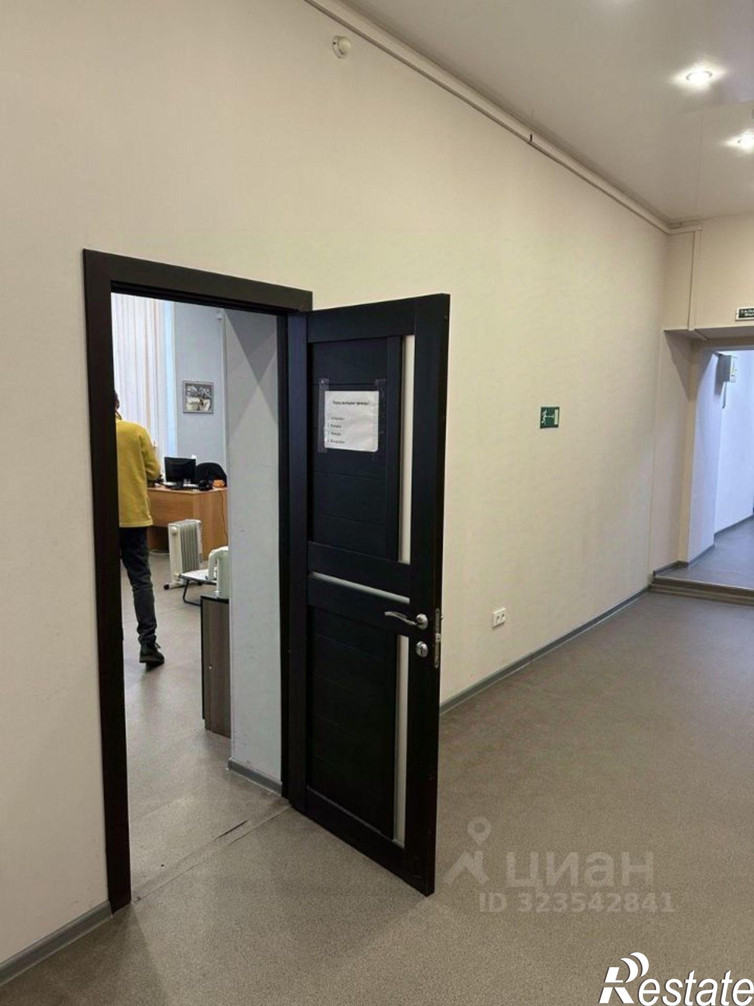 Купить помещение свободного назначения за 28 551 600 рублей на ул Пионерская, 31