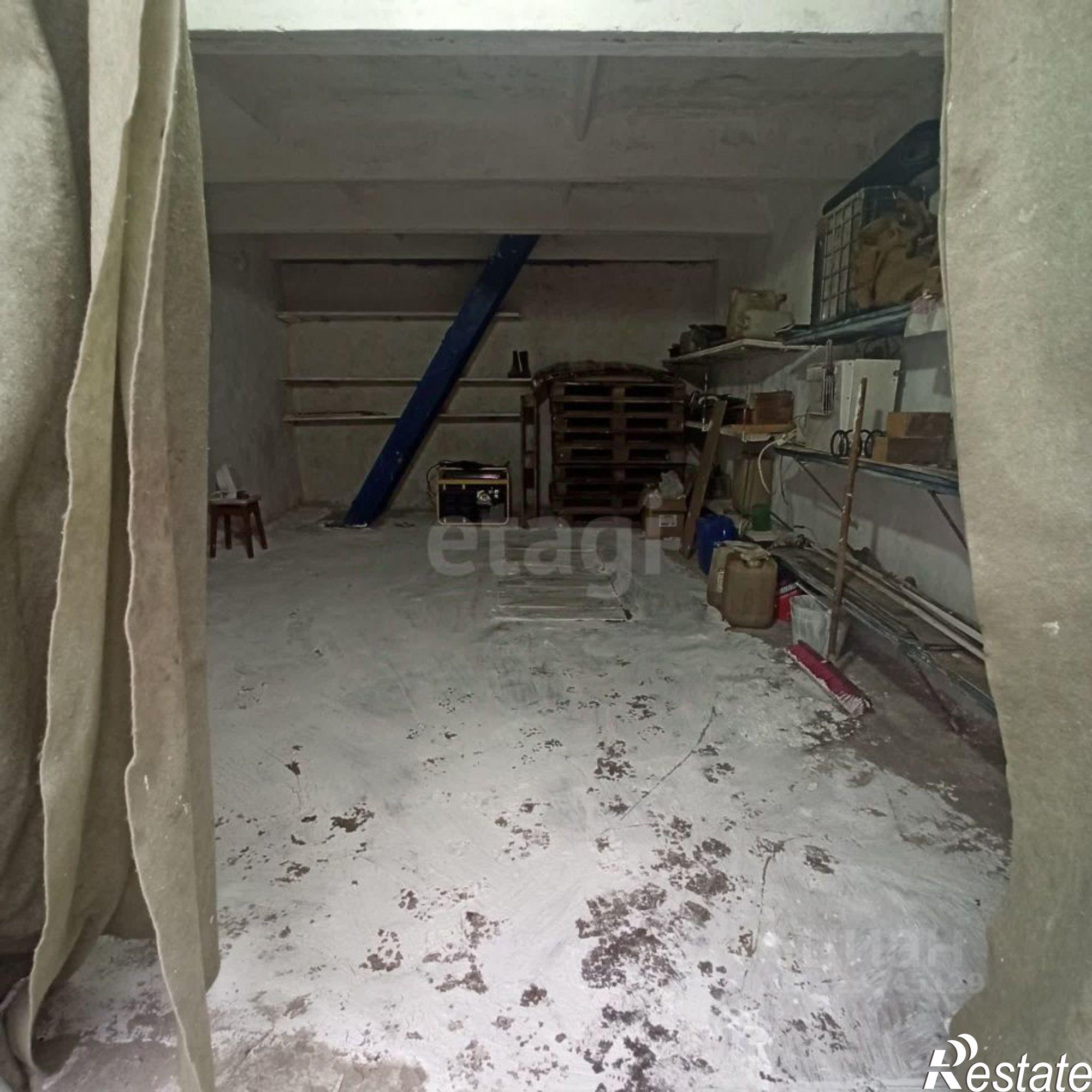 Купить гараж, место в паркинге за 2 354 740 рублей на ул Трудовая, 237