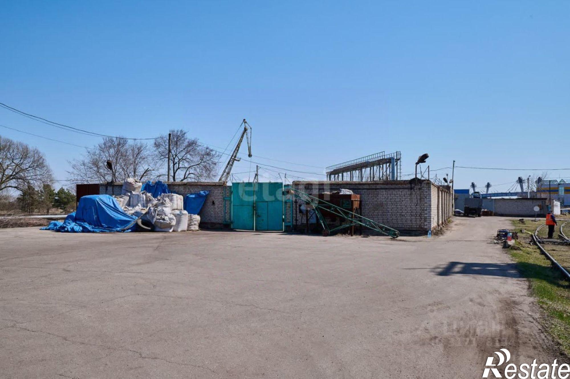 Купить складское помещение за 42 381 000 рублей на ул Горького, 9