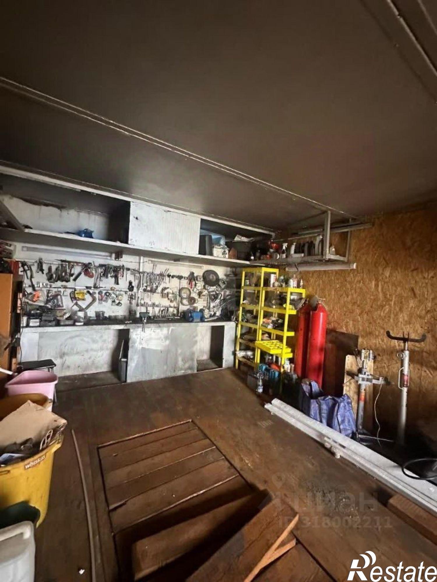 Купить гараж, место в паркинге за 2 000 010 рублей на ул 1-я Тепличная, 24/1