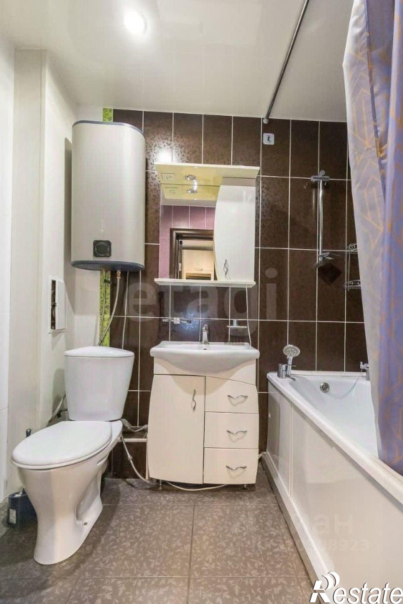 Купить квартиру за 10 100 000 рублей на ул 1-я Тепличная, 12/2