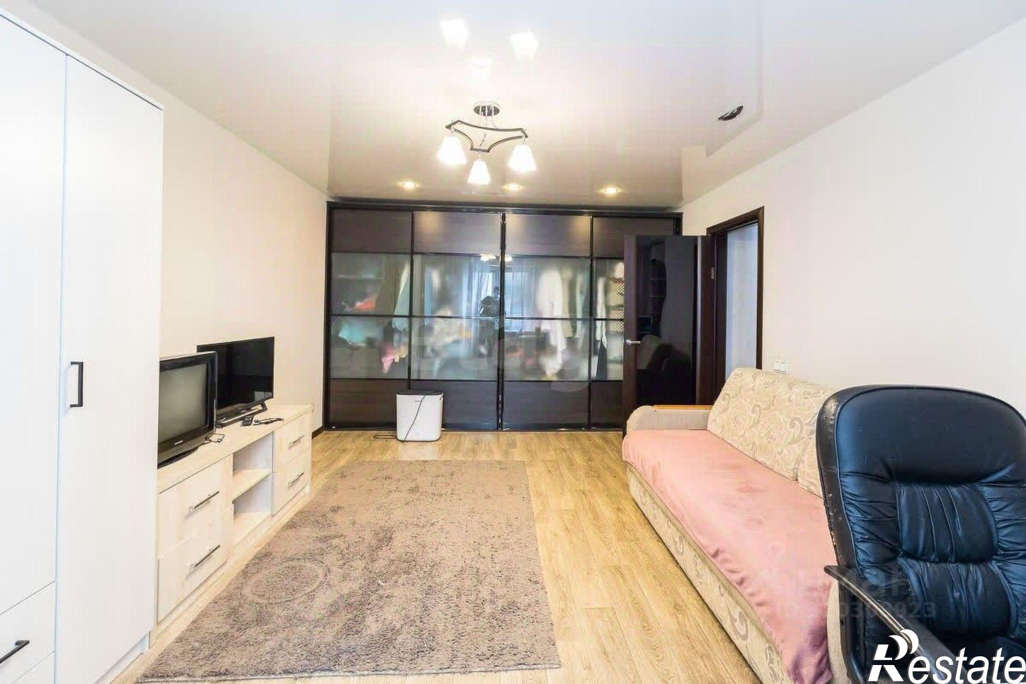 Купить квартиру за 10 100 000 рублей на ул 1-я Тепличная, 12/2