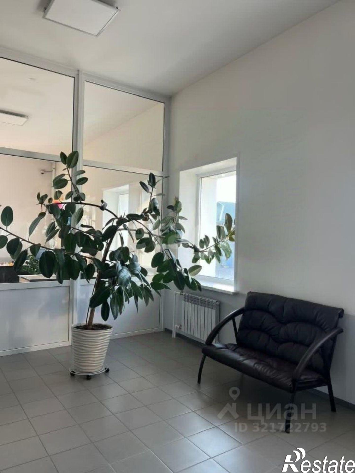 Сдать офис, помещение под офис за 240 000 рублей