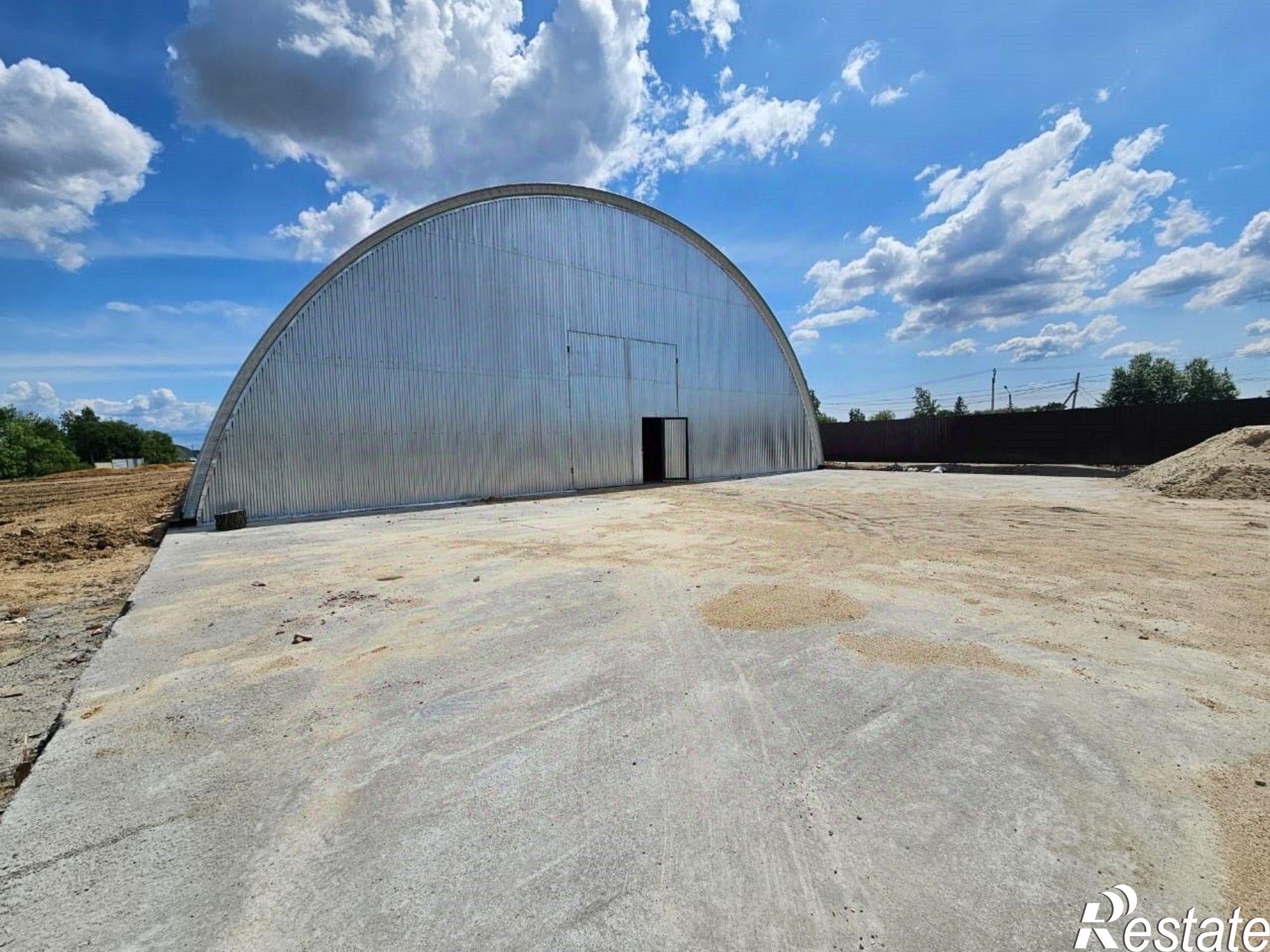 Купить складское помещение за 70 006 500 рублей на Верхнеблаговещенское с.