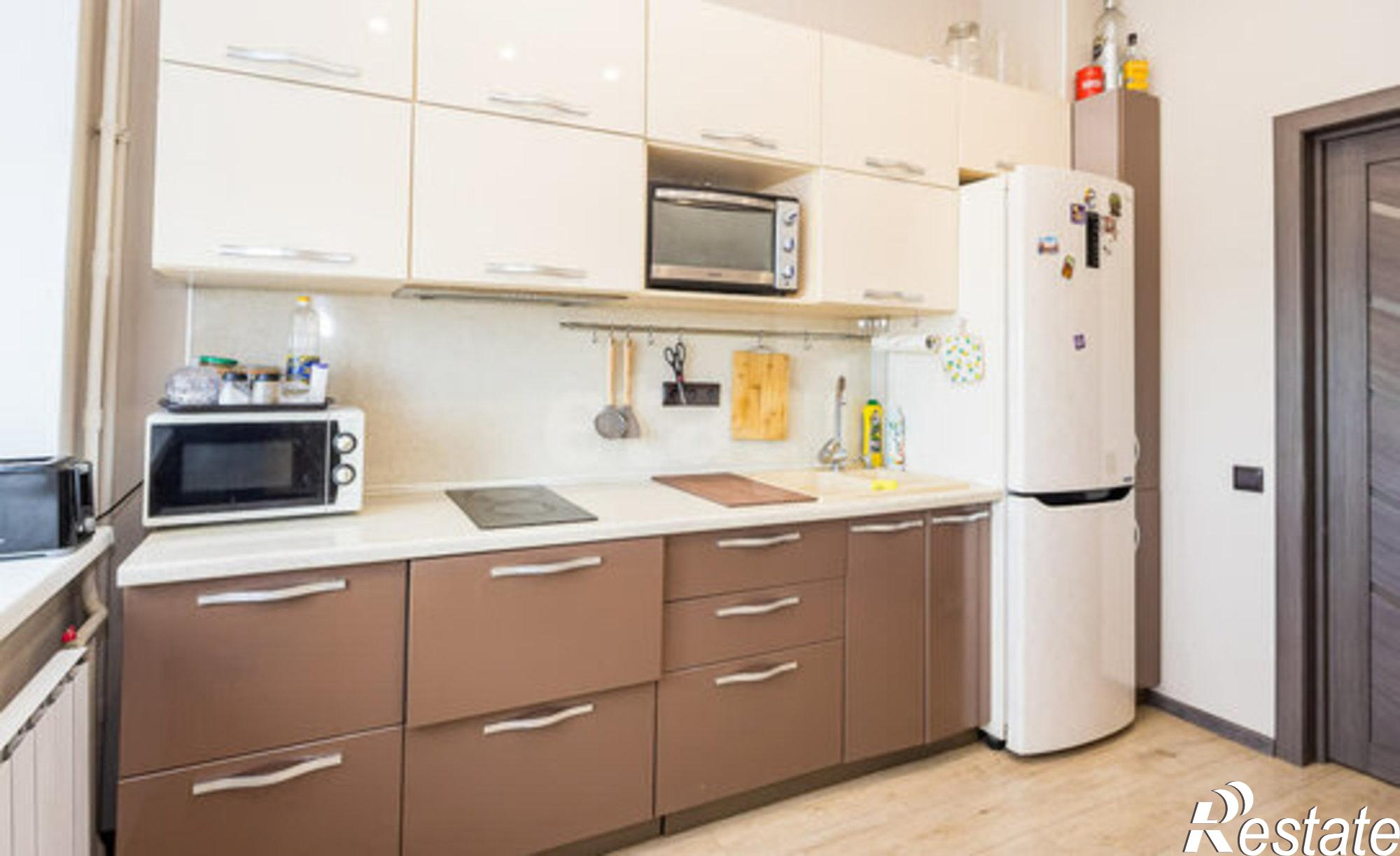 Купить квартиру за 10 800 000 рублей на ул Шимановского, 82