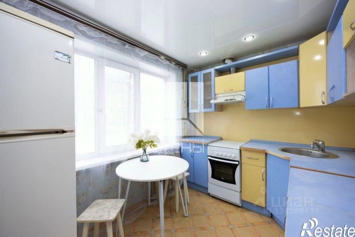 2-комн квартира ул Кантемирова, 1,  д. 1