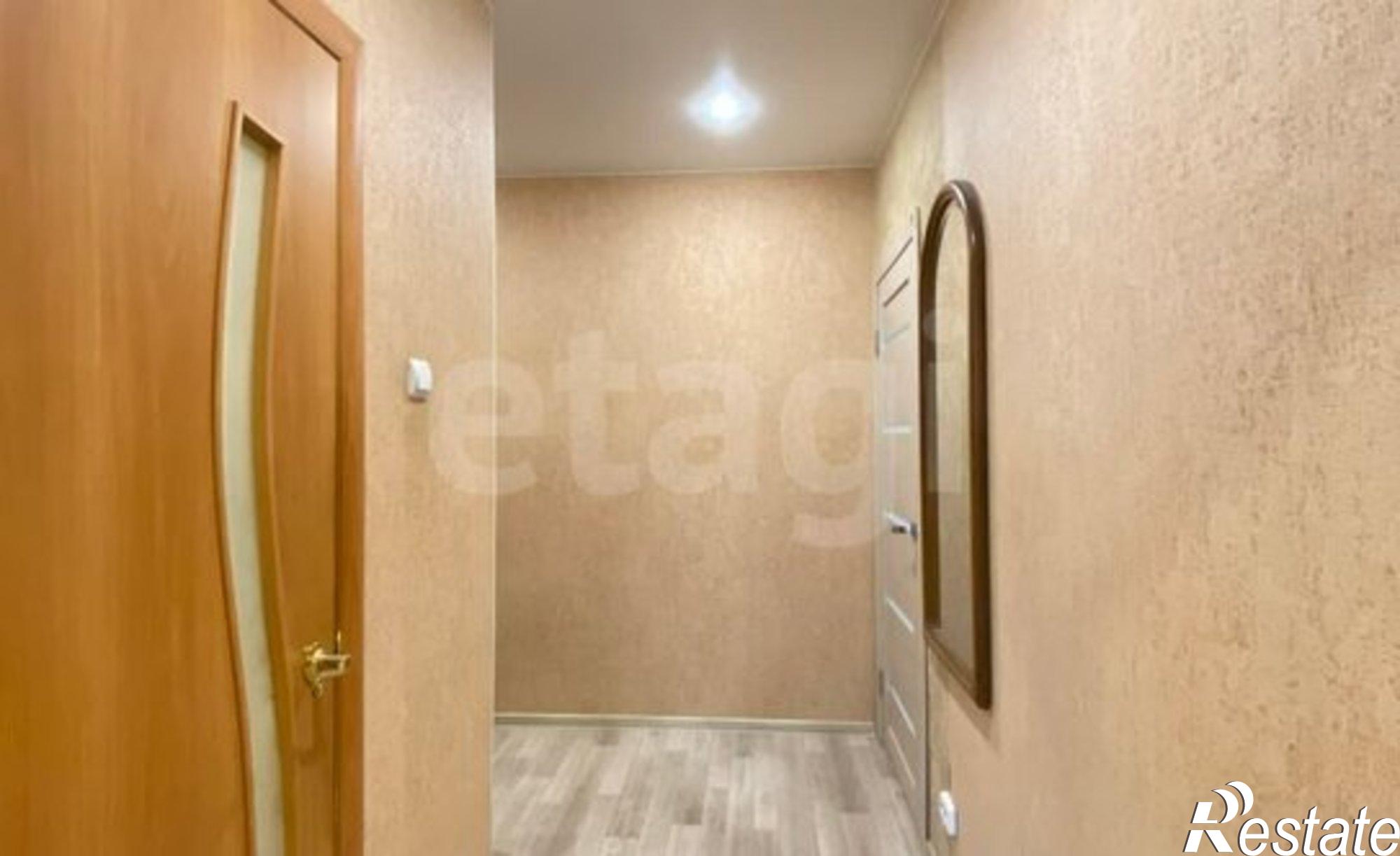 Купить квартиру за 4 700 000 рублей на Микрорайон 4 Сосновая улица, 3/2