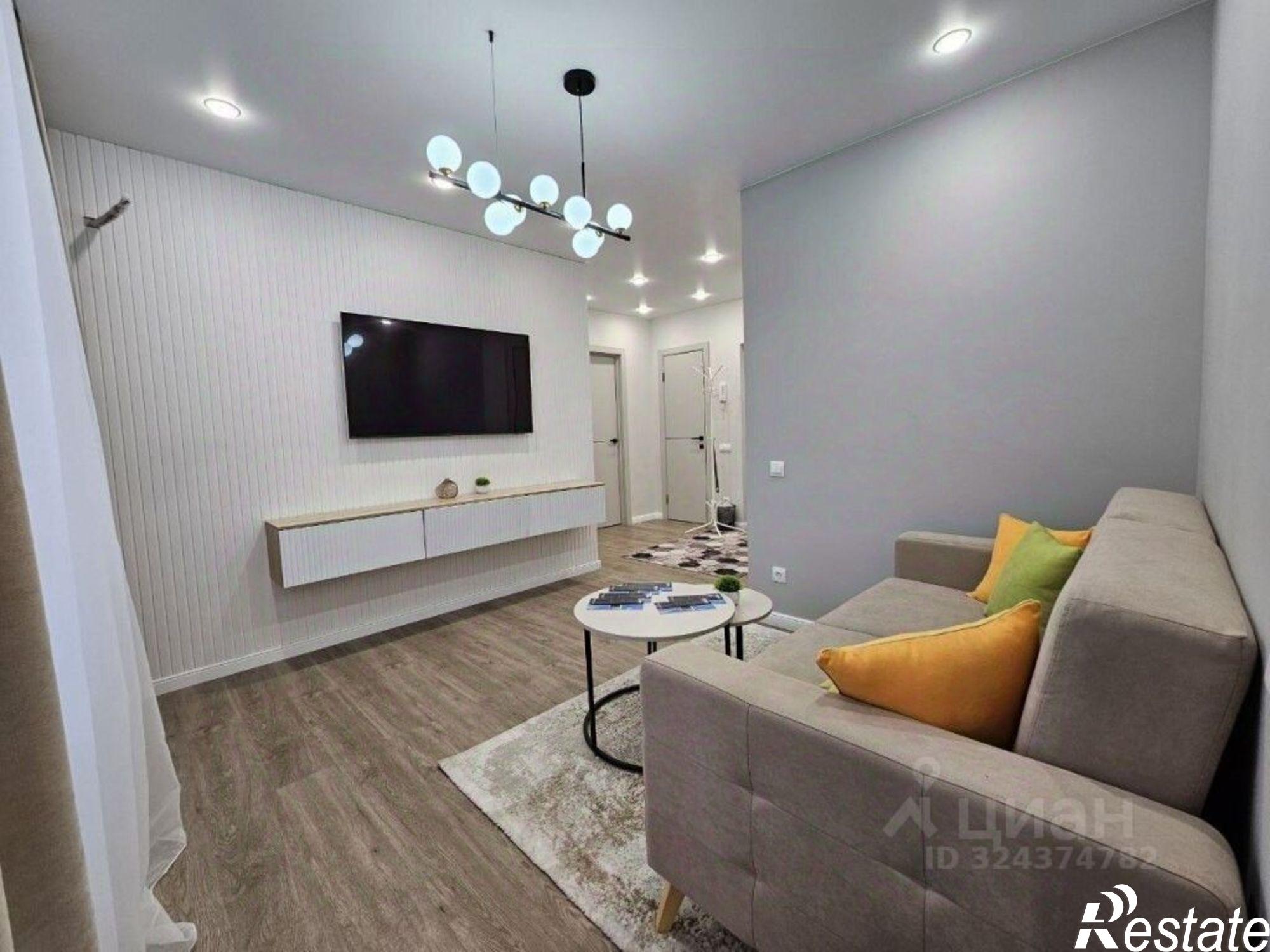 Купить квартиру за 8 752 800 рублей на ул Рабочая, 60