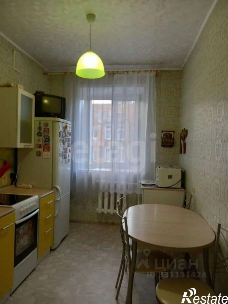 3-комн квартира Верхне-Набережная улица, 21,  д. 21