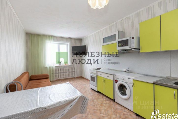 3-комн квартира ул Кантемирова, 13А,  д. 13А