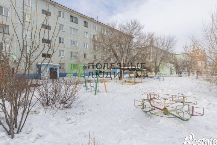3-комн квартира ул Кантемирова, 13А,  д. 13А