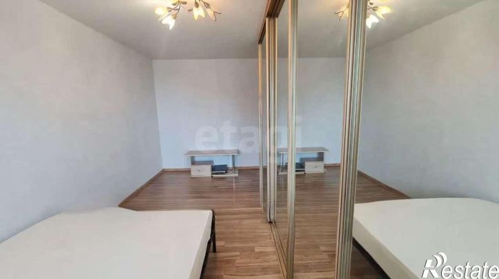 2-комн квартира Светлый мкр, 32