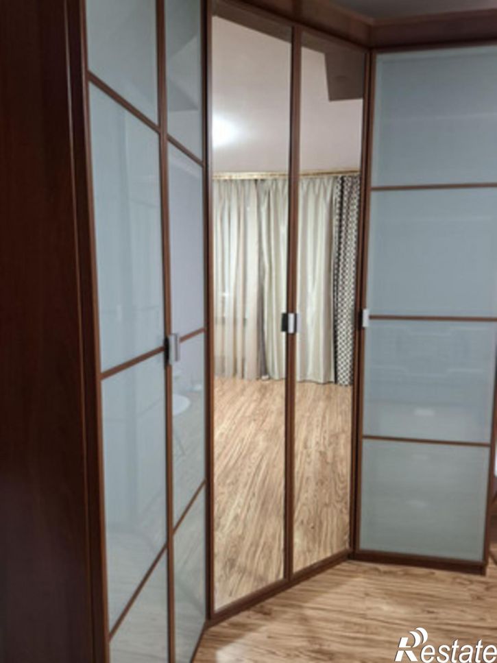 2-комн квартира улица Матросова, 8