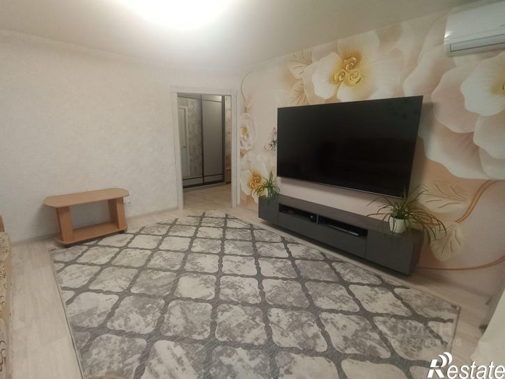 3-комн квартира село Ивановка