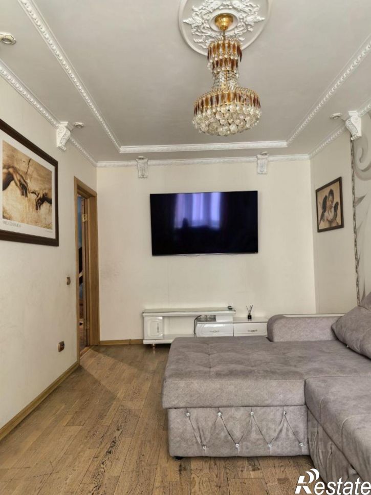 3-комн квартира ул Кантемирова, 23,  д. 23