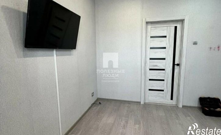 2-комн квартира ул Микрорайон 4 Полевая, 14,  д. 14