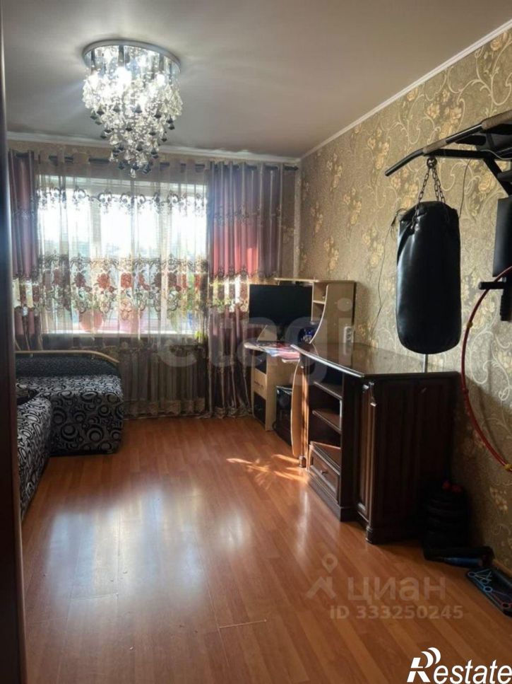 3-комн квартира улица М.Горького, 15,  д. 15