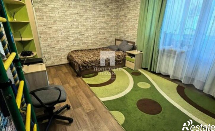 4-комн квартира ул Пионерская, 14,  д. 14