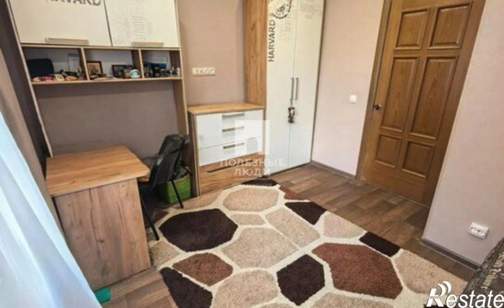 4-комн квартира ул Пионерская, 14,  д. 14