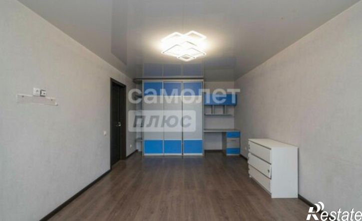 2-комн квартира ул Заводская, 4/2,  д. 4/2