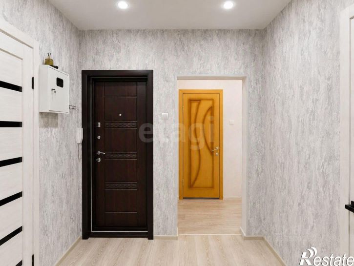 2-комн квартира ул Микрорайон 4 Полевая, 14,  д. 14