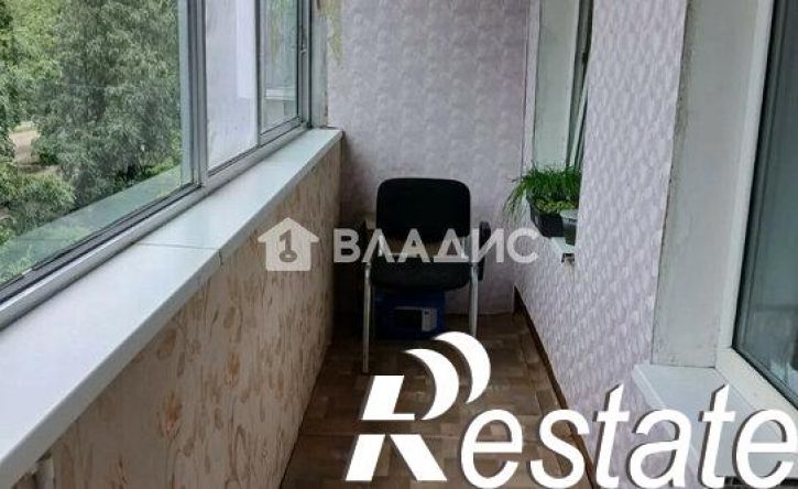3-комн квартира улица 50 лет Октября, 3,  д. 3